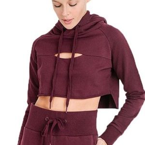 Mono B Peekaboo cropped hoodie~